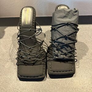 NWB - Good American Neoprene Caged Mule in Black